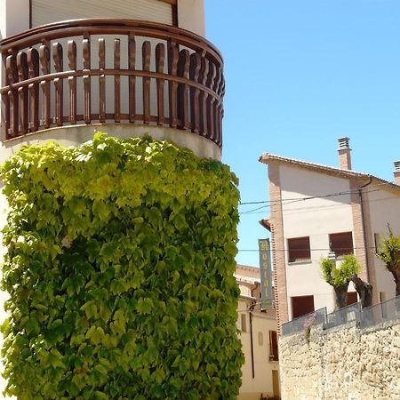 Hostal Rural Casa Castro Alberuela de la Liena Exterior photo