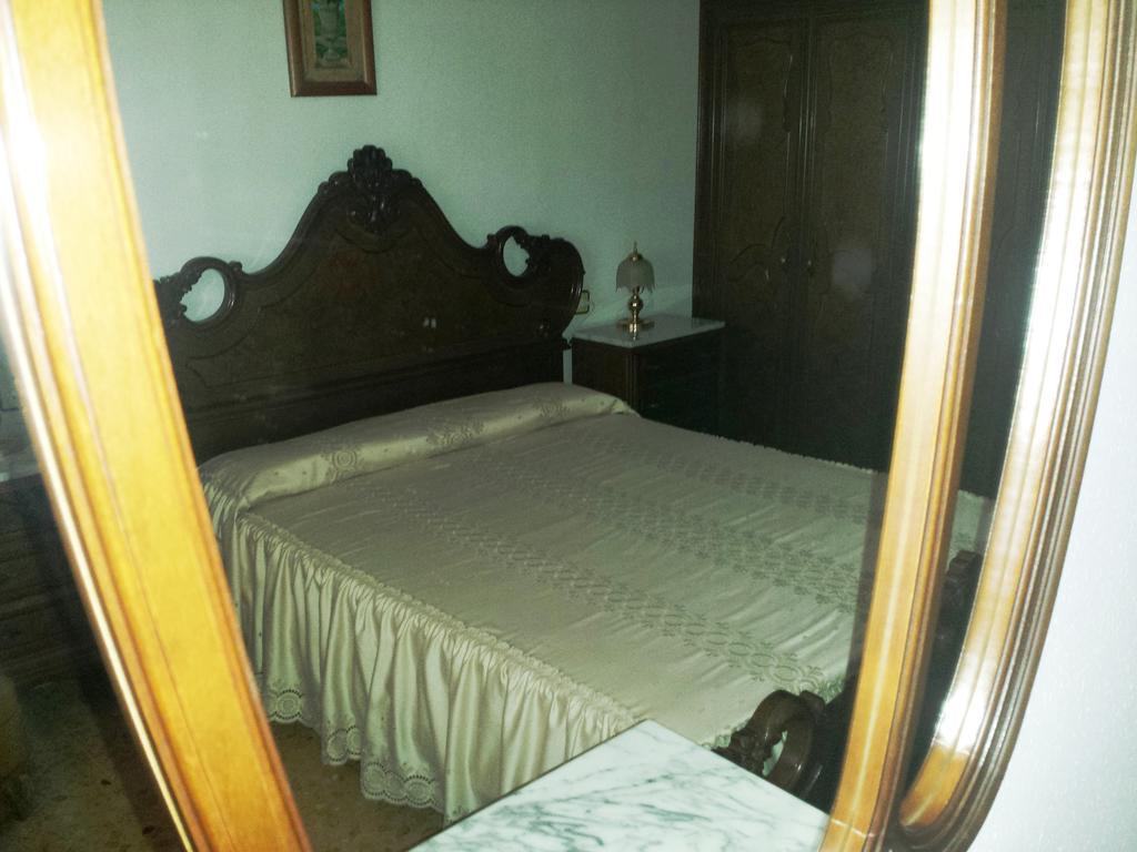 Hostal Rural Casa Castro Alberuela de la Liena Room photo