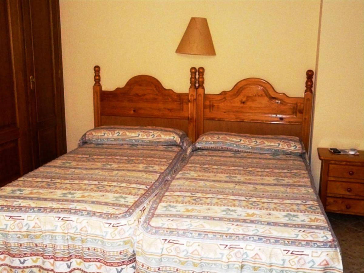 Hostal Rural Casa Castro Alberuela de la Liena Room photo